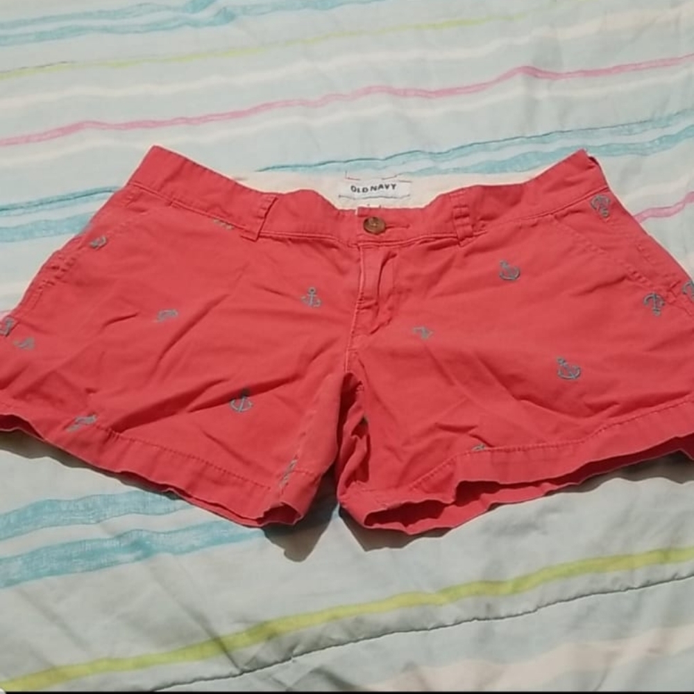 Old navy shorts *used *